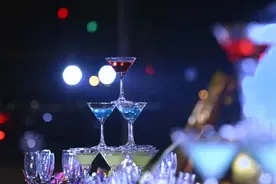 鸡尾酒到底有何魅力，让年轻人都一直在追捧图片