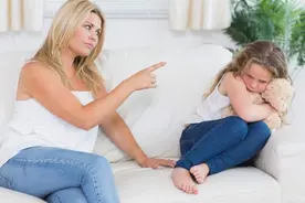 “我就是妈妈情绪的垃圾桶”面对糟心的父母，子女应该怎么办？图片