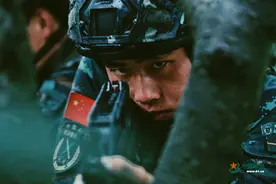 直击！战场“硝烟”起，“魔鬼周”特战队员再出征图片