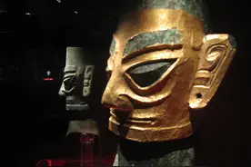 仅凭一件青铜器，专家语出惊人：三星堆文化就是不存在文字信息图片