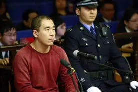 张国立的4个孩子，女儿是骄傲，儿子却是永远的“痛”图片