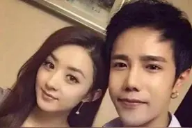 赵丽颖称弟弟比冯绍峰还帅，本以为是说着玩的，看到合照：出道吧图片