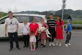 多坐了个小孩算不算超员？算！图片