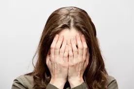 丈夫藏匿自闭症儿子！杭州妻子被逼签下承诺：婚前买的房子价值400万，必须交出图片