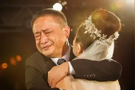 “女儿是招商银行”不再现实，养女儿的三大难题，过来人都明白图片