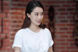 “冯巩女儿”上4次春晚都不红，如今34岁贾玲一带就一炮而红图片