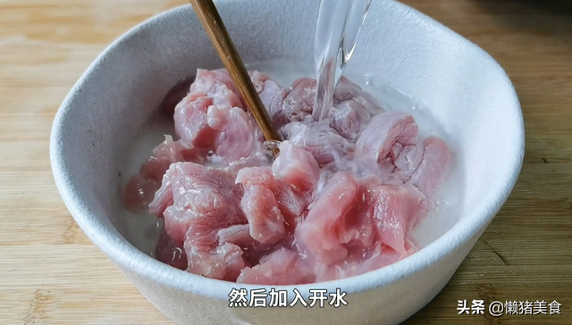 麦冬石斛花旗参花胶瘦肉能一起炖吗 2026年花旗参石斛麦冬煲瘦肉 麦冬石斛花旗参花胶瘦肉能一起炖吗 2026年花旗参石斛麦冬煲瘦肉