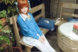 一组由coser年糕颗颗颗，为我们精彩演绎的小樱神还原cosplay图片