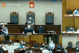 大闹隔离点、拳打民警：有一种所谓的“母爱”，叫无法无天图片