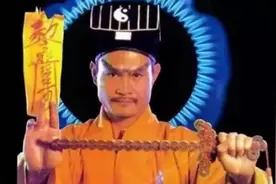 当年林正英临终嘱咐洪金宝：别让人看见我尸体！灵堂布置超诡异图片