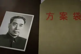 开国大典上的8盏大红灯笼，藏着怎样的故事图片