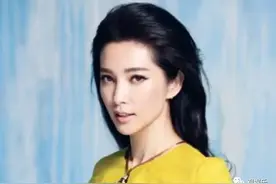 堪称“酒鬼”的4位明星，吴京27瓶啤酒，而她喝酒如喝水一样！图片
