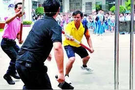 他三进三出，只为保护亲朋好友不被欺负图片