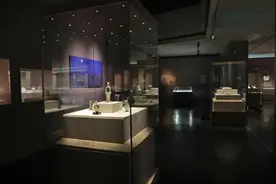 平山郁夫“又到”莫高窟，“琉光溢彩珍品”敦煌展出图片