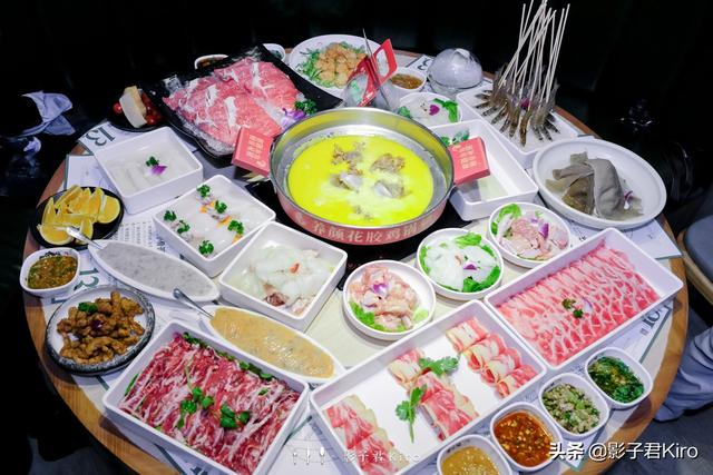 花胶鸡为什么这么黄 2026年花胶鸡锅底为什么那么黄