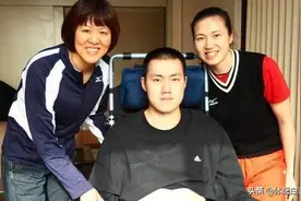 周苏红喜获新职务，离婚后嫁富豪生活幸福，前夫汤淼已瘫痪13年图片