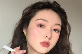 发量少还手残？这款卷发能救你图片