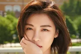 韩国美女艺人河智苑图片