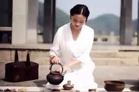 充分证据表明：饮茶能延长人的预期寿命。但饮法要得当图片