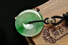 金丝种翡翠是什么？真的有金丝吗图片