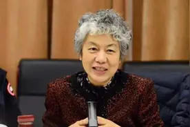 李玫瑾：小时候有这4种表现的孩子，长大后情商高不了，容易吃亏图片