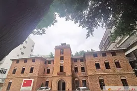 莆田：青璜山与哲理钟楼往事图片
