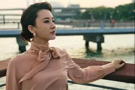 张蕾高级感不仅是气质，“穿搭”更重要，难怪她那么优雅又高贵图片