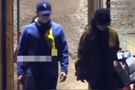 杜江霍思燕一家同框，嗯哼身高已到妈妈胸口，疑似二胎女儿露面？图片