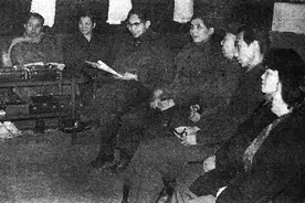 你知道广东台第一位主持人是谁吗？图片