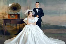 “四次准备结婚，一次都没成！”图片