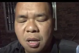 被上帝吻过的嗓子图片