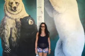 人类能打赢北极熊吗？古代爱斯基摩人没有猎枪，如何捕杀北极熊？图片