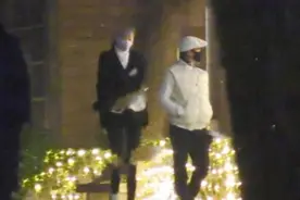 王宝强带女友见家人，两人恩爱甜蜜感情稳定，这次终于找对人了图片