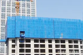 附着式升降脚手架（爬架）安装流程，请了解和学习视频封面