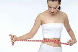 为何女明星生过孩子后能恢复少女姿态？那是他们做到了这几点图片