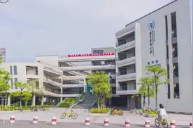 带您走进广东药科大学卫生检验与检疫专业图片