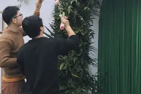 00后都拍婚纱照了！钱塘江边情侣深夜还在拍，最近杭城摄影师忙疯？图片
