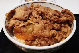 吉野家败退，一碗牛肉饭满足不了孤独的美食家图片