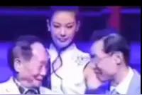 钟南山袁隆平罕见同台图片