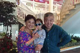 师胜杰：去世3年，如今女儿定居美国，妻子对他的深情让人泪目图片