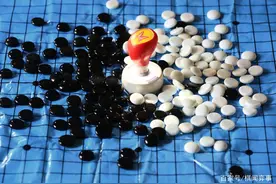 中国围棋教练组之怪状图片