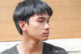 25岁穷小伙和40岁有钱富婆结婚后，他被妻子家暴得精神失常入了佛图片