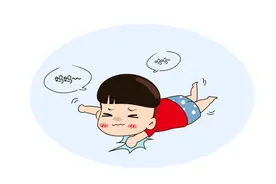 孩子有坠床、跌倒、磕碰等意外情况，家长应该怎么办？图片