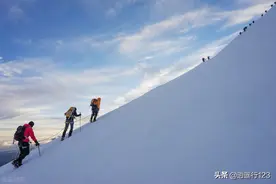 人在低谷：吞下抱怨，咽下委屈，喂大格局图片