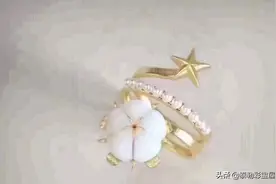 奥运冠军陈梦的乒乓球拍首饰图片