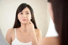 离婚后不久，前夫回头想复婚，她却说：我已嫁给珍惜我的人图片