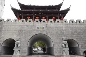 浙江梅城古镇，曾与杭州平起平坐，做了千余年州府图片