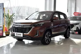 好看的SUV不到9万，带T动力，低油耗，BEIJING X3图片