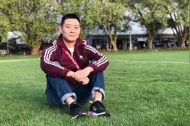 栾云平慧眼识恩师，跨界说相声，成为郭德纲老师的左膀右臂图片