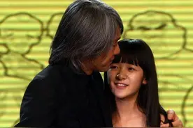 从万人追捧的星女郎，到演小角色无戏可拍，徐娇到底经历了什么图片